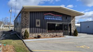 Mountain Stack stone siding on American Family Insurance building
