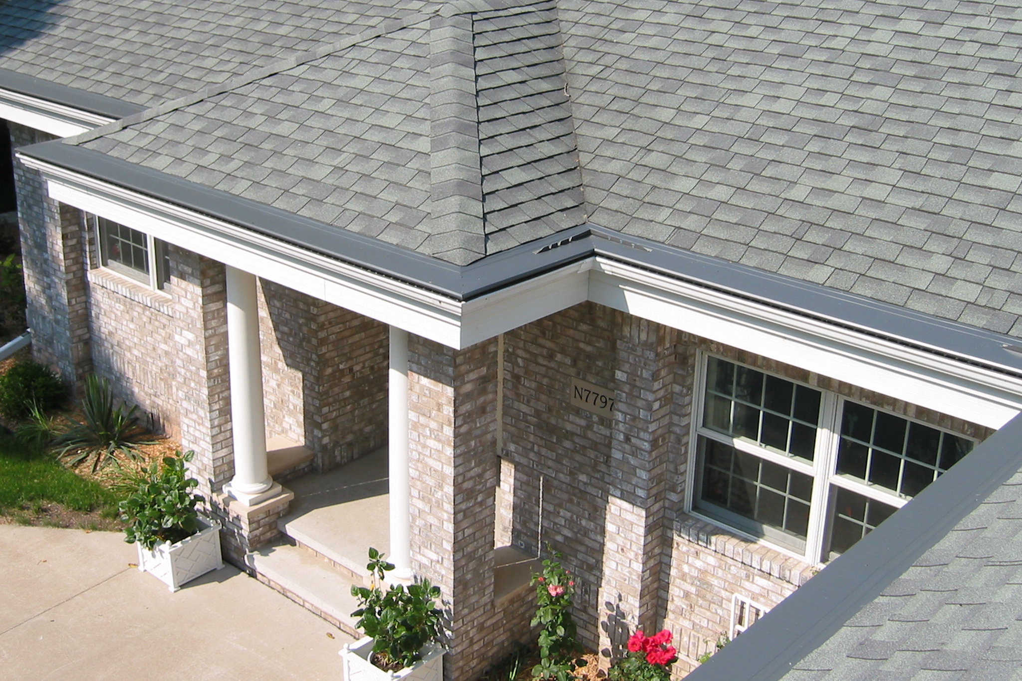 gutters-appleton-top-header-img